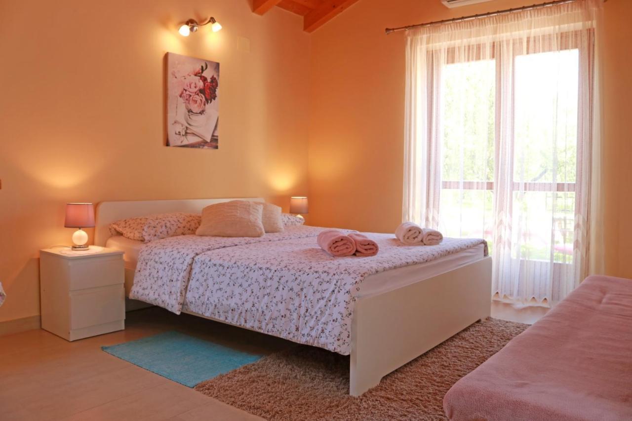 Studio Apartment Volta Crveni Vrh Exterior photo